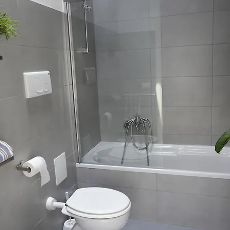 Πανσιόν Heritage Coliving Λ' Άκουιλα